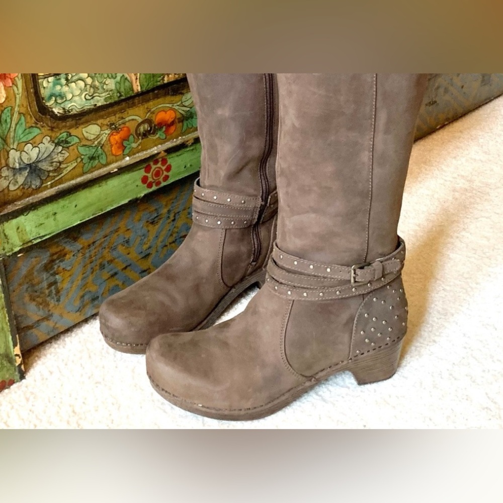 Dansko Nubuck Myra Heeled Clog Boots 39